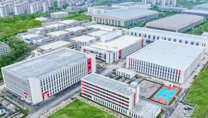 养了鹦鹉都会变夹子音,澳门一肖一码100准免费资料,创新典义解读_高清版V6.45